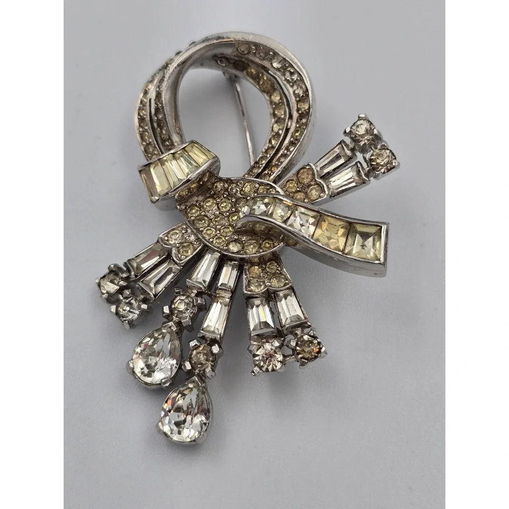 Vintage Rhinestone Bow Brooch Pin Silver Tone Clear Champagne Baguette Round